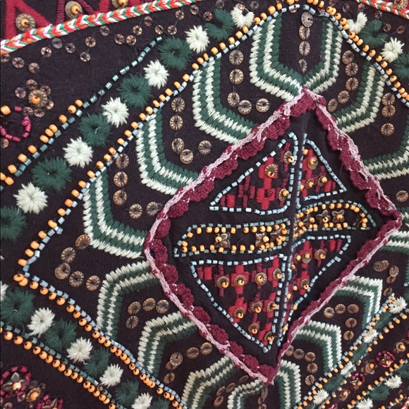ZARA tribal pattern sweatshirt - Picture 2 of 4